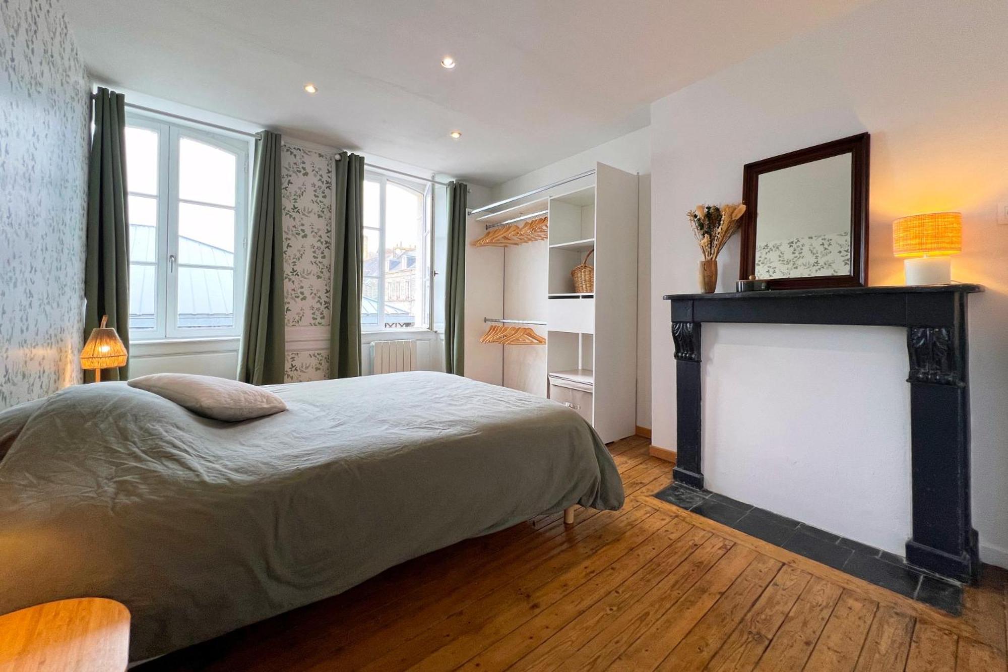 Appart De Charme, 2 Chambres En Centre Ville Шербур-ан-Котентан Екстериор снимка
